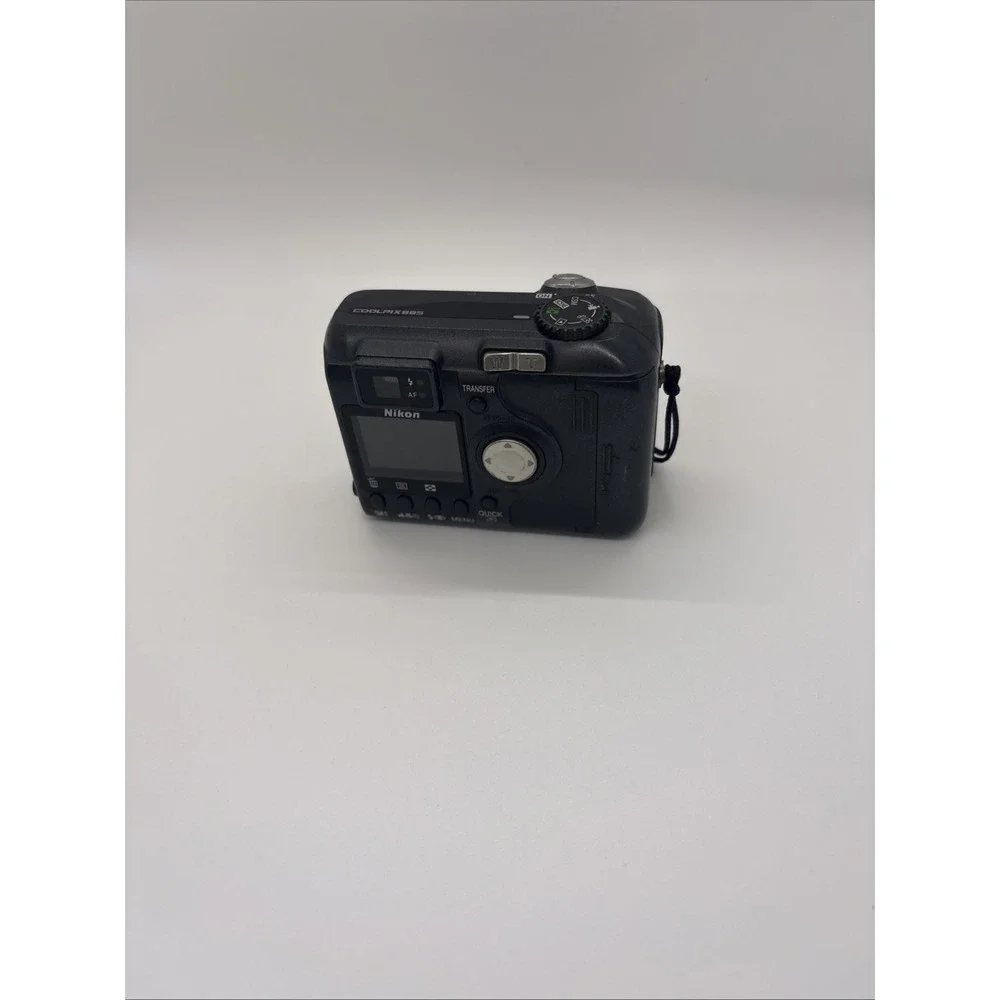Nikon coolpix 885
